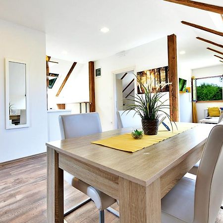 Apartman Doris Rakovica Exteriör bild