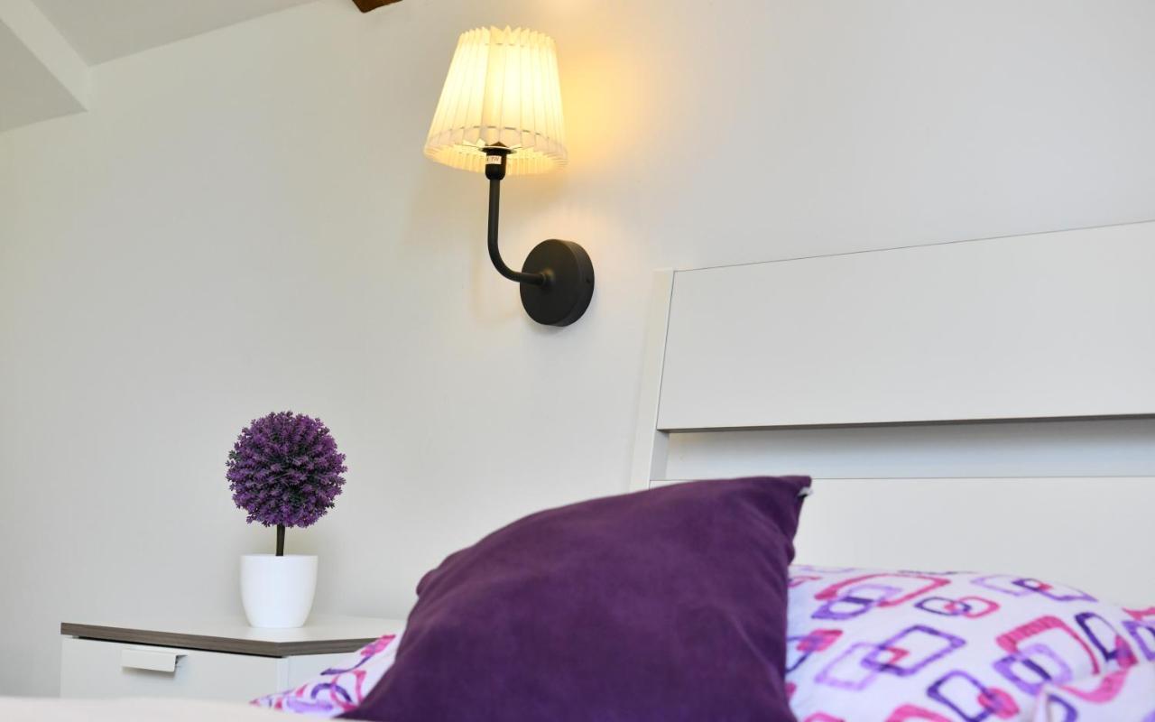 Apartman Doris Rakovica Exteriör bild